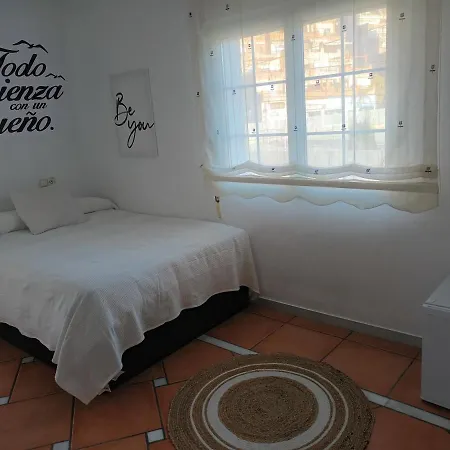 En Casa Centrica Con Piscina Quarto em Acomodações Particulares Almuñécar